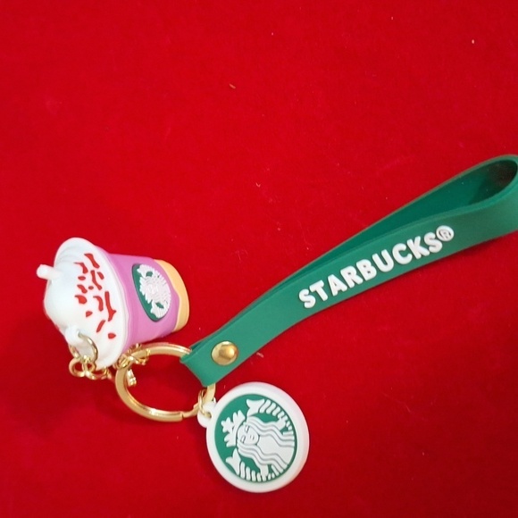New Starbucks Strawberry and Chocolate Whipped Cream, KeyChain. - Picture 3 of 12